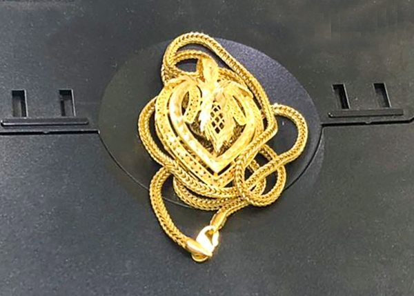 黄金千足金爱心吊坠项链